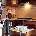 La Grotta Di Montecchino Country house Siena