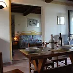 La Grotta Di Montecchino Country house Siena