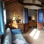 Country house La Grotta Di Montecchino *