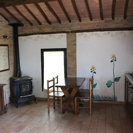 Casa rural La Grotta Di Montecchino *
