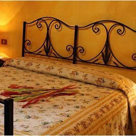 La Grotta Di Montecchino Casa rural *