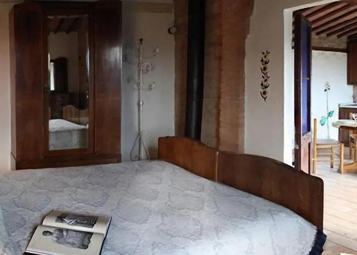 La Grotta Di Montecchino Siena